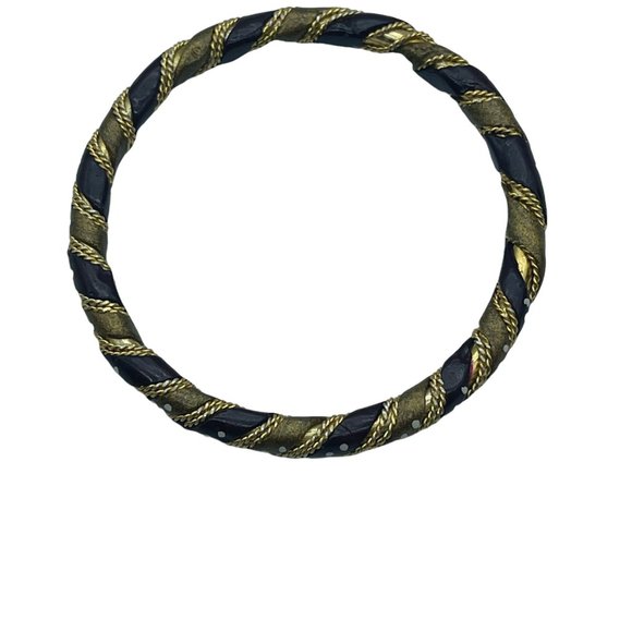 Striped Bangle Bracelet Round Costume Jewelry - Picture 1 of 5